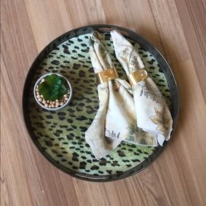 Precidio Vintage Leopard Melamine Tray, Dramatic🐆